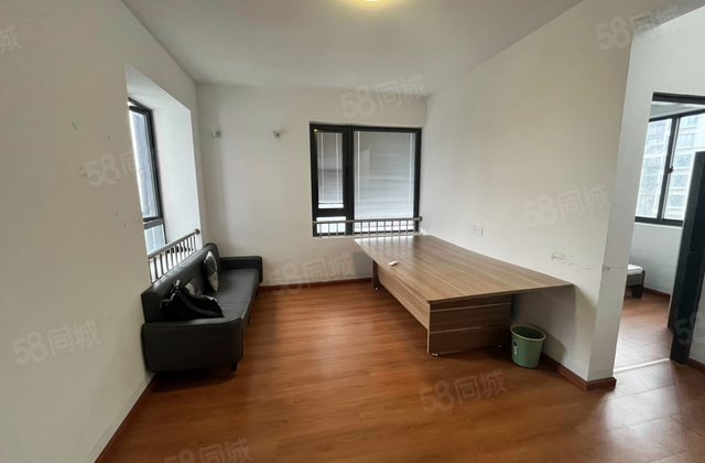 雅月府3室1厅95.68㎡160万二手房图片