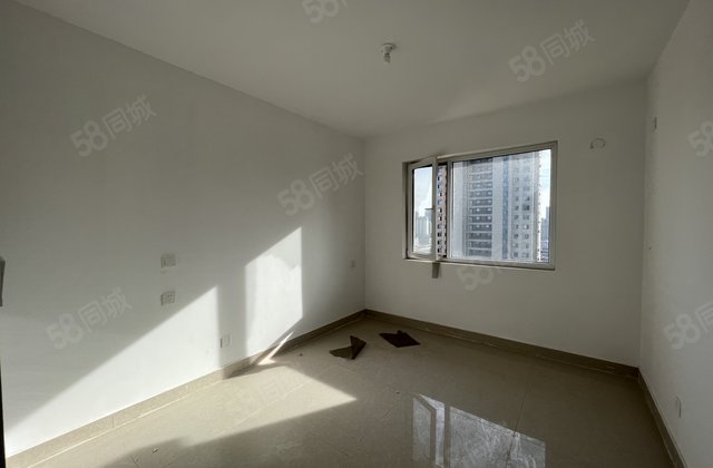 急售  王卷帽  精装三室  新房未住  走一手