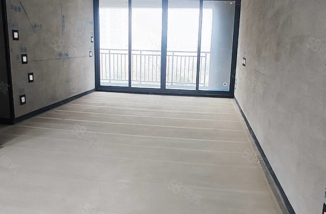 金沙国安府(民权)3室2厅126㎡69万二手房图片