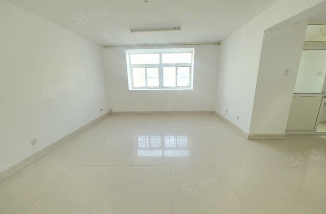 振兴路  ，七中，汽车总站伟业中华苑，多层地暖三室免大税