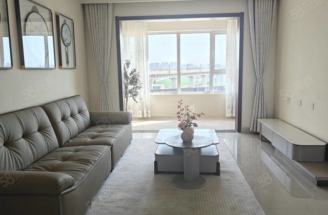 昌庭花园电梯洋房精装修