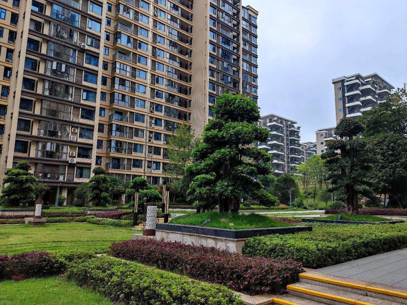 福天藏郡院子5室2厅3卫256.36㎡南北220万