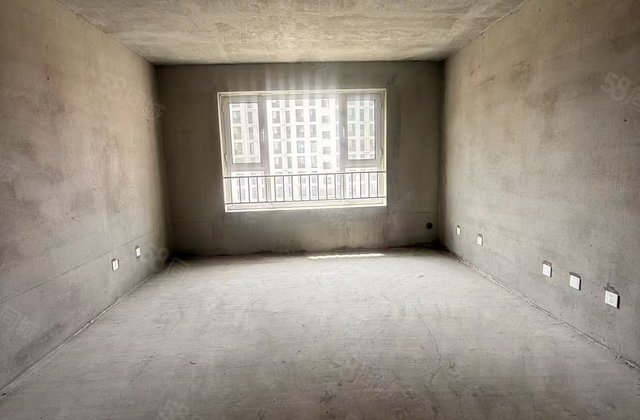 渤海城邦东区3室2厅143.57㎡76万二手房图片