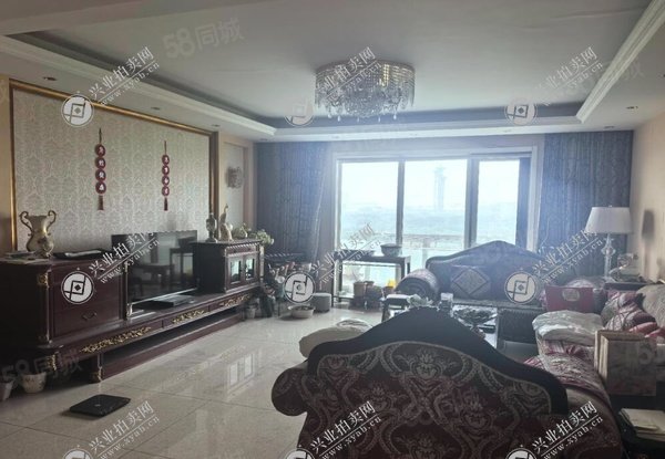 上元君庭3室2厅210.66㎡952万二手房图片
