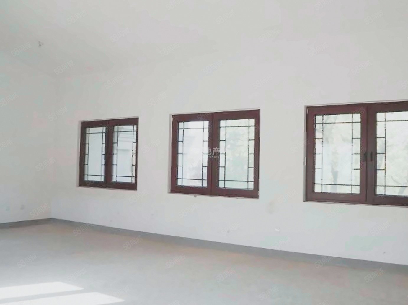 龍湖頤和原著6室3廳5衛(wèi)1096㎡南北18000萬