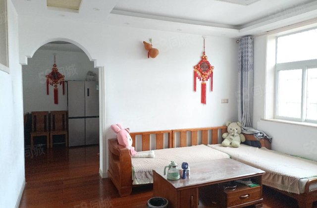 急售老文轩次顶楼三室朝阳户型方正交通方便采光好无遮挡双阳台