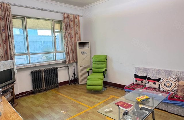 新建小区3室2厅89㎡27万二手房图片