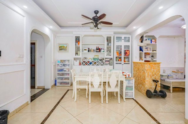 八方小区(C区)3室2厅124.23㎡289.8万二手房图片