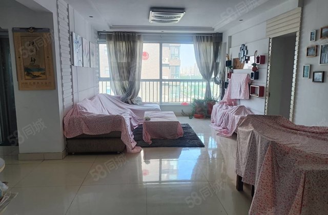 阿卡一期 东边户 双卫大三室 好楼层 免大税送储藏室