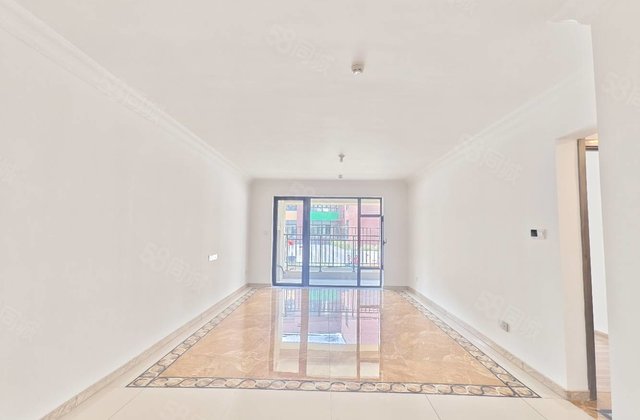 急售  二中  文苑 文翡丽湾 精装四室 新房未住 赠车位