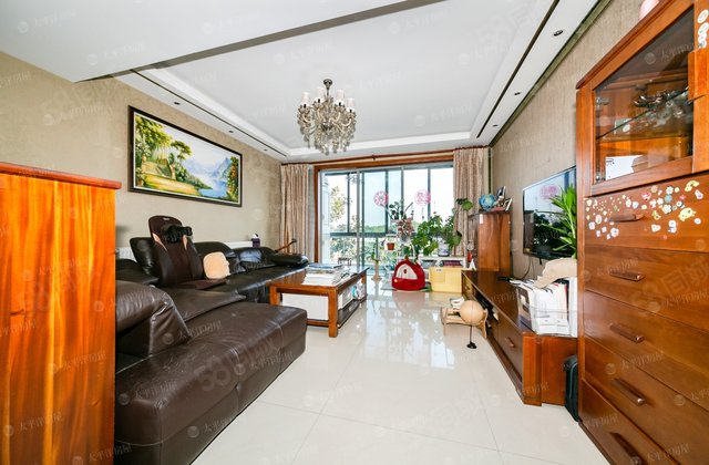 皇都花园(公寓住宅)3室2厅145.29㎡934万二手房图片