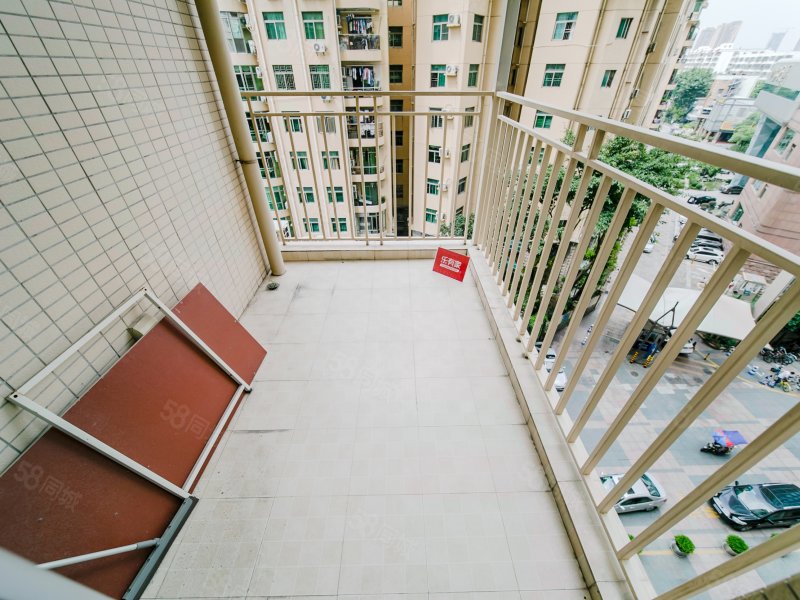 南光城市花园精装西南向4房诚心出售