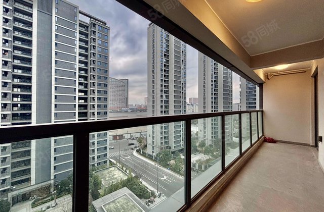 天晟玥府4室2厅145㎡390万二手房图片