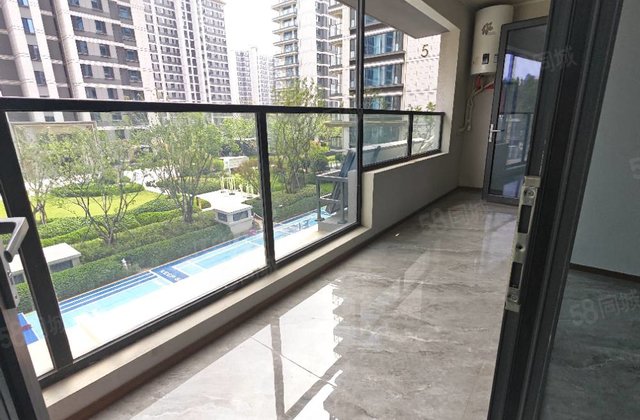 新房子 新房子 东昌路 东昌壹号院 三叶草 带车位可随时看房