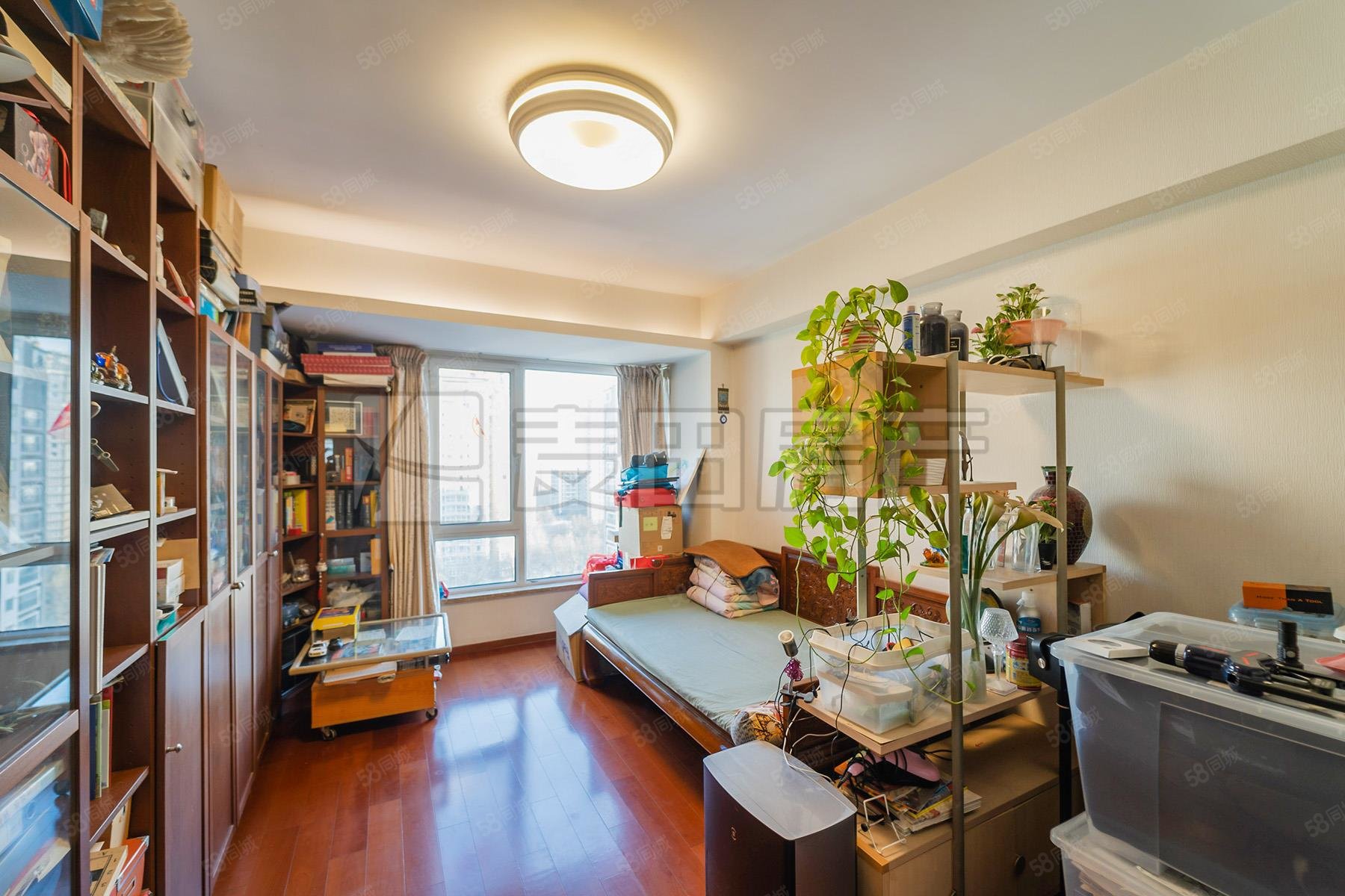 寶星華庭4室2廳3衛(wèi)203.78㎡南北1198萬