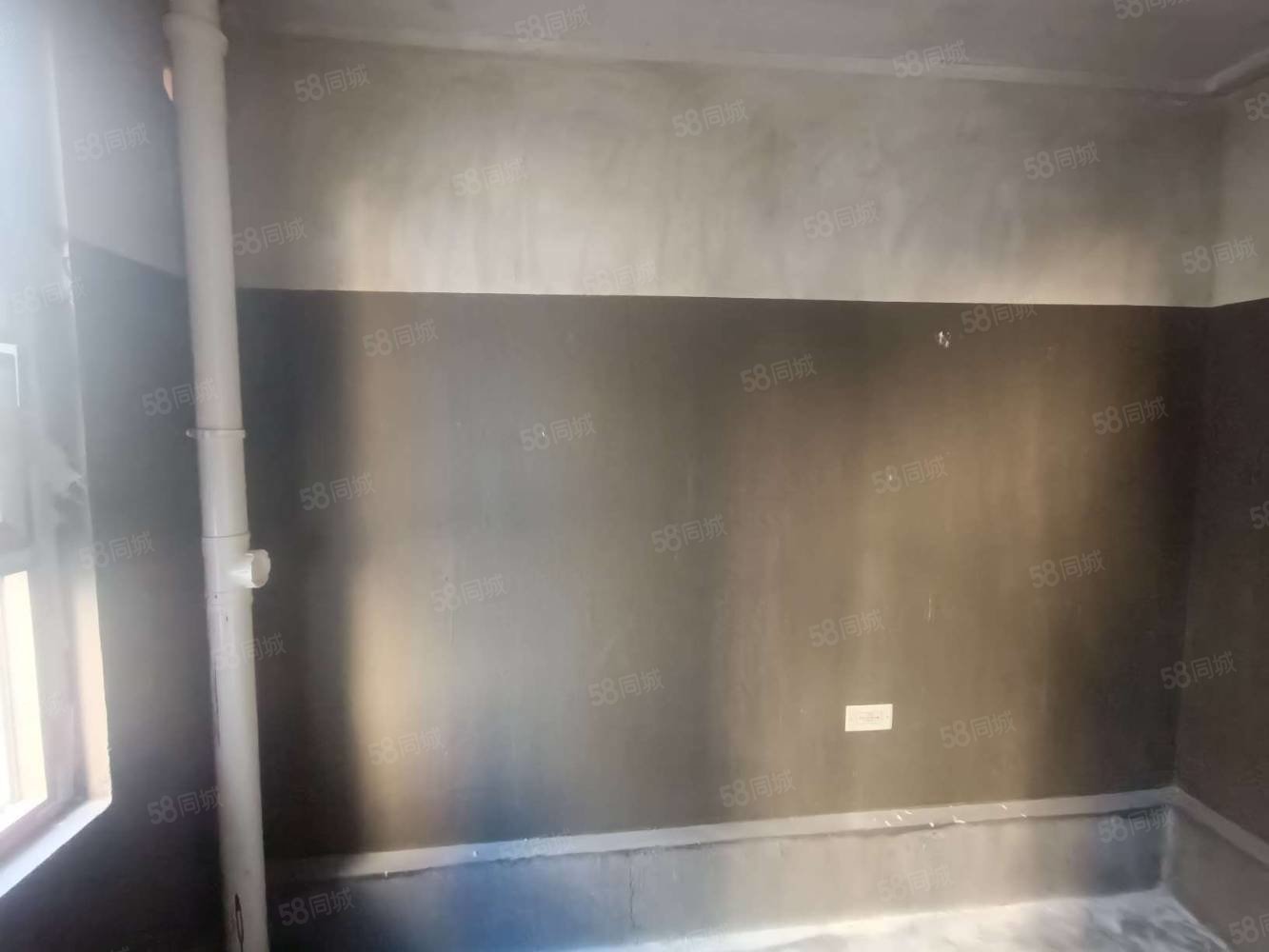 国瑞麓林府4室2厅3卫143㎡南北135万