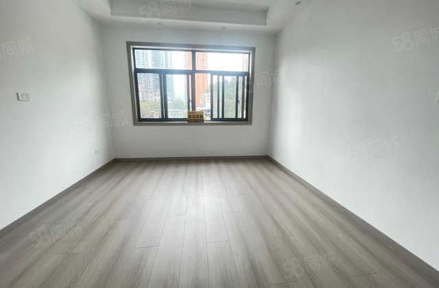 六堰山三区3室2厅1卫97.5㎡南北49.8万