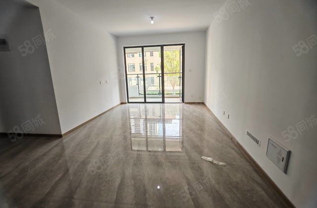 区政府，  实验，澜庭官邸，孟达国际，城市芳华三室带车位，储