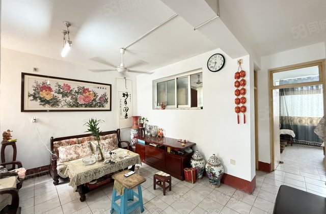 文轩中学 一墙之隔 中间楼层 农业局家属院 采光好 南北通透