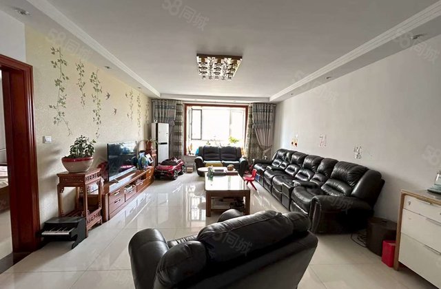 市中心202大平层   双车位 单价7千2 丽水名都 月亮湾