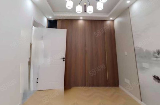 解放广场小区3室1厅94.13㎡100万二手房图片