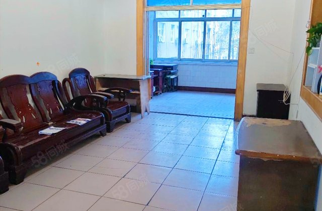 何公路4号院3室2厅81.58㎡35万二手房图片