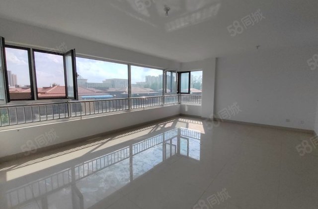 朱老庄复试186平方上下两层单价4000多别墅区