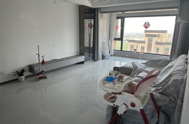 翰林府邸3室2厅130㎡68万二手房图片