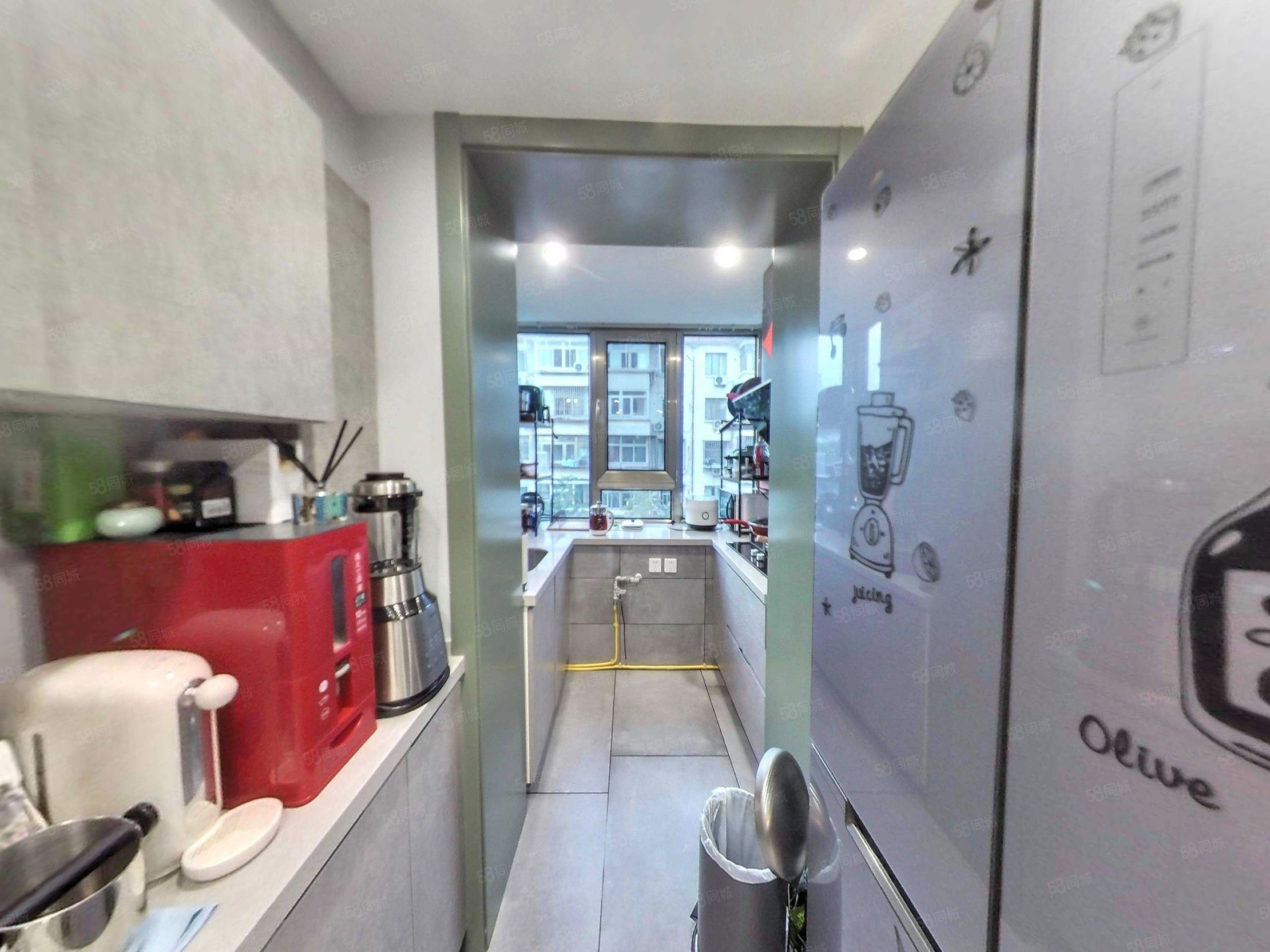 葡東小區(qū)2室1廳1衛(wèi)68.75㎡南北176萬(wàn)