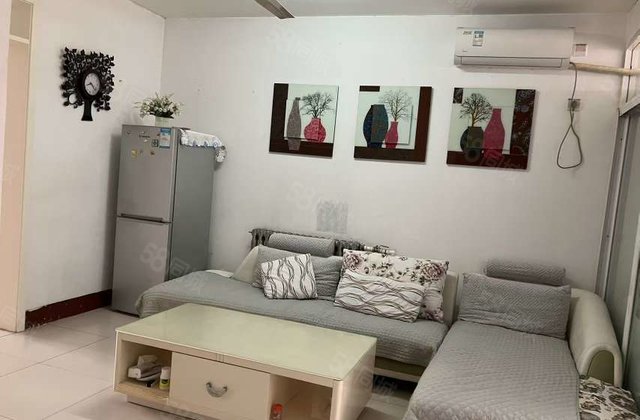 急售东昌路六中新世纪花园带储三室精装