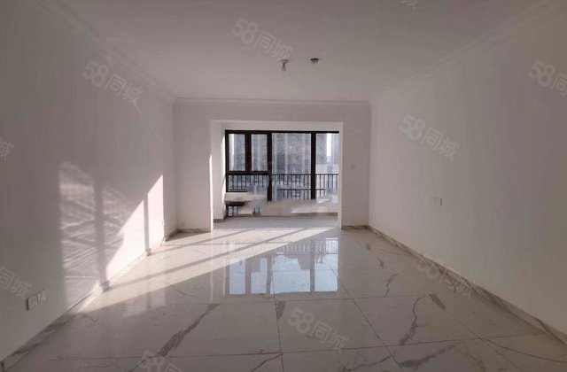 东昌东校 徒骇河畔 碧桂园国岳府 四室二厅二卫 双阳台