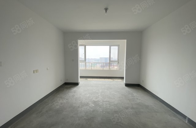 新房未住 一实验东边户 清风和庐毛坯三室双卫 带车位