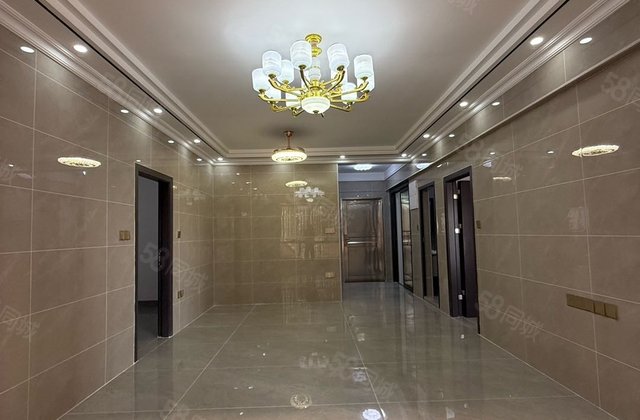 恒兴名苑3室2厅100㎡28.8万二手房图片