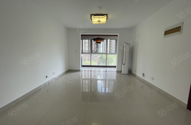 急售 二中附近 书香东郡 三叶草户型 带车位储藏室 免大税