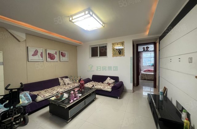 伟业中华苑北苑 一楼带院 地上车位送储藏室