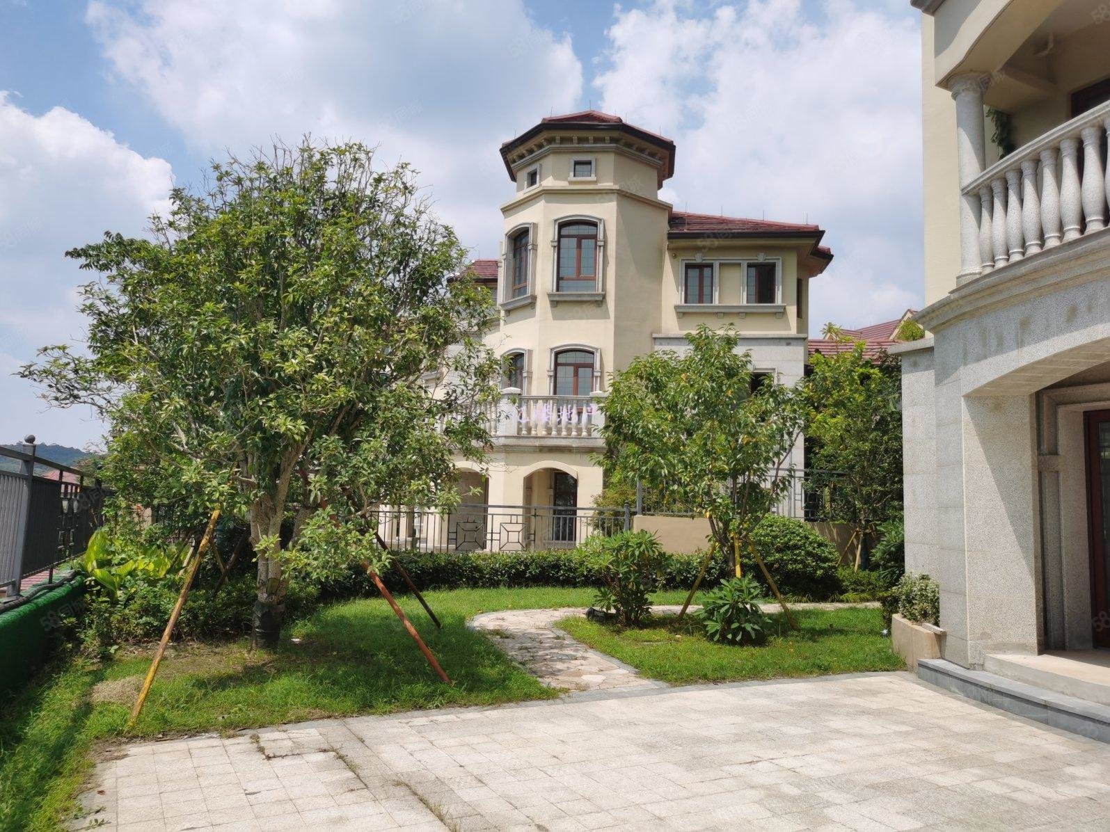 中奥美泉宫6室4厅5卫450㎡南北1080万