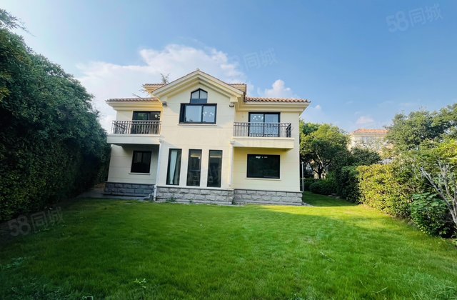 银涛高尔夫别墅6室2厅328㎡1980万二手房图片