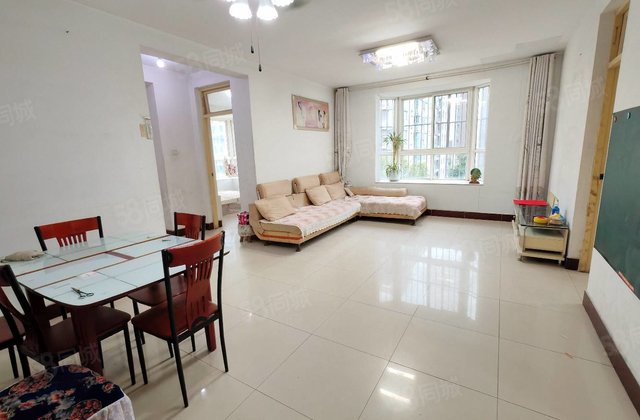 房东急售！东边户！单价5千加！亿丰！免大税！送储藏室！