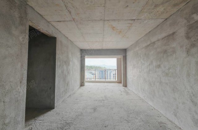 新世界传奇B区3室2厅100㎡42.8万二手房图片