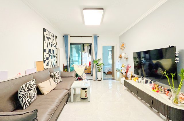 绿地璀璨天城3室2厅90.57㎡79万二手房图片