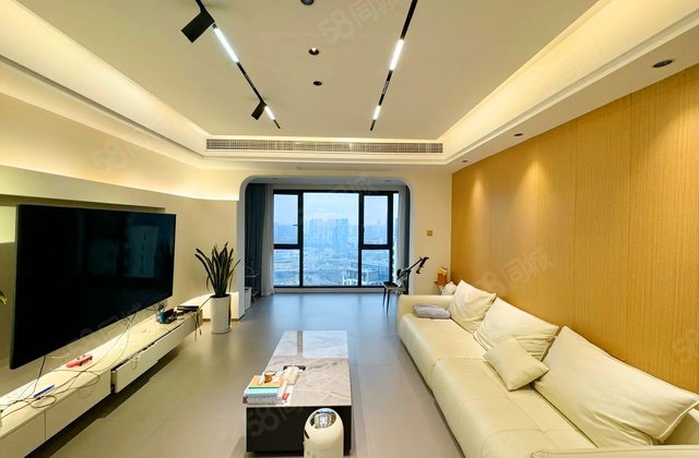 复地金融岛4室2厅149㎡640万二手房图片