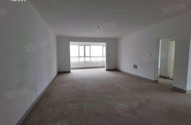 孟达国际新城A3区 正规商品房 南北通透 次新房 带字母车位