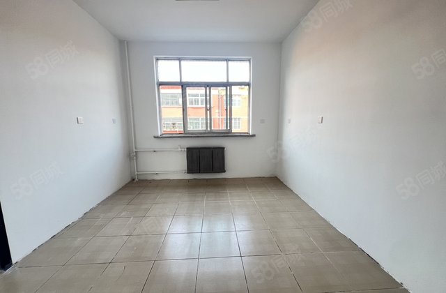 急售东昌中学 兴华路   边户三室两厅 不是顶 停车方便送储