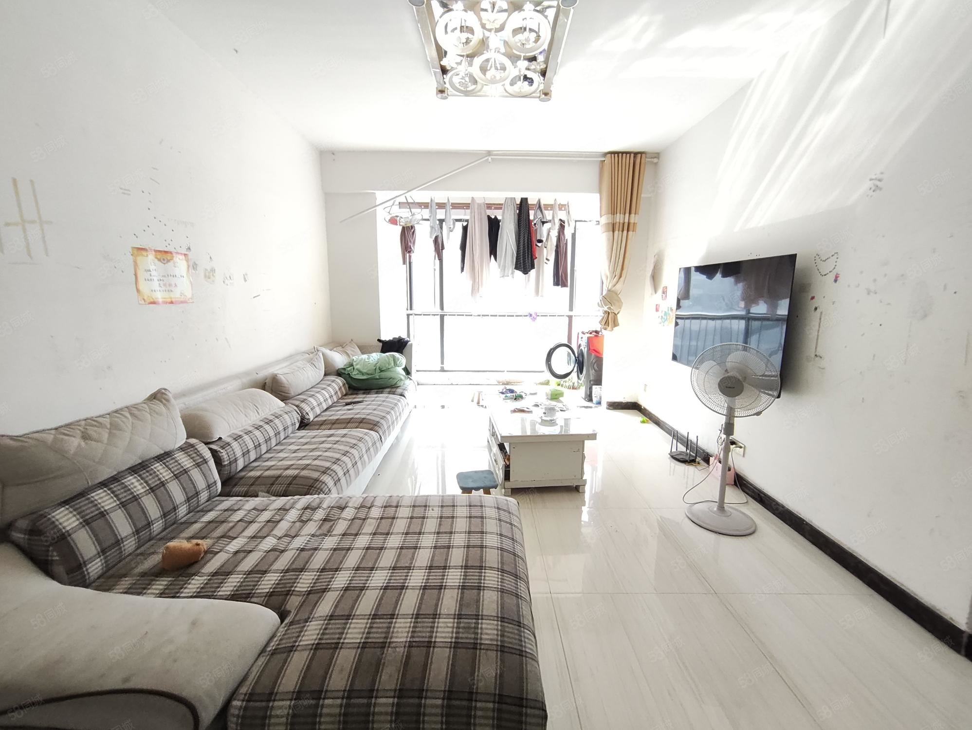 奥林清华3室2厅1卫110㎡北50万