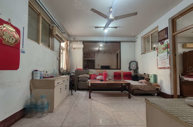 东昌总 剧院附近 孝心一楼 69万 正规三室 全明户型