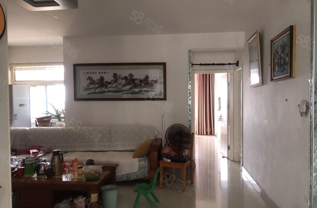 翡翠城 一梯两户 中间楼层 带车位储藏室 有证免大税随时看房