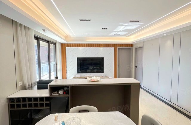 艺境松山湖4室2厅124.43㎡215万二手房图片