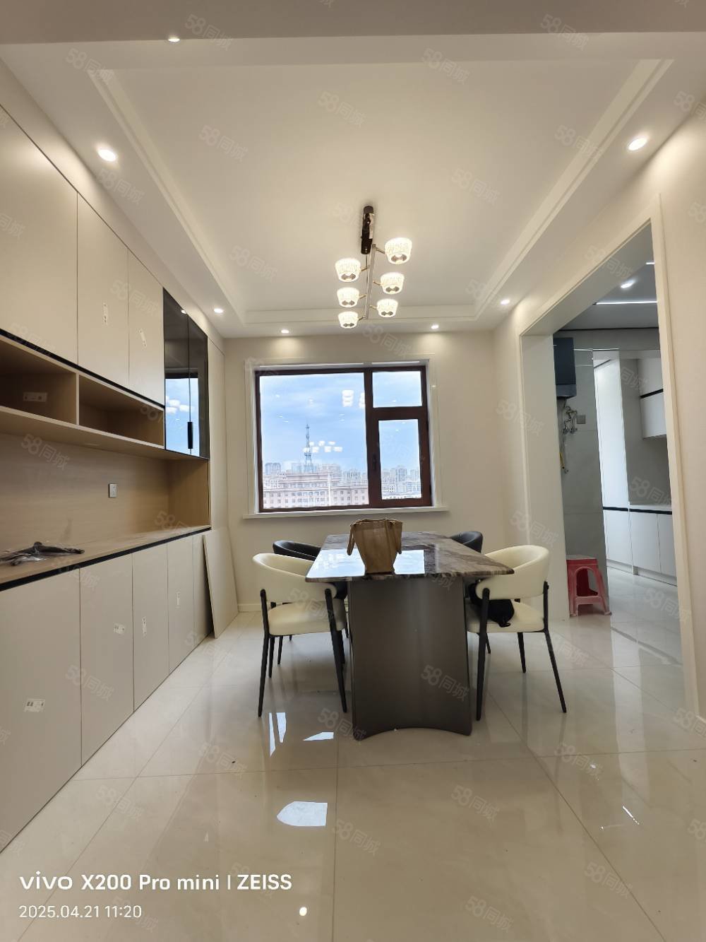 玉圭园4室2厅2卫173㎡南北93.8万