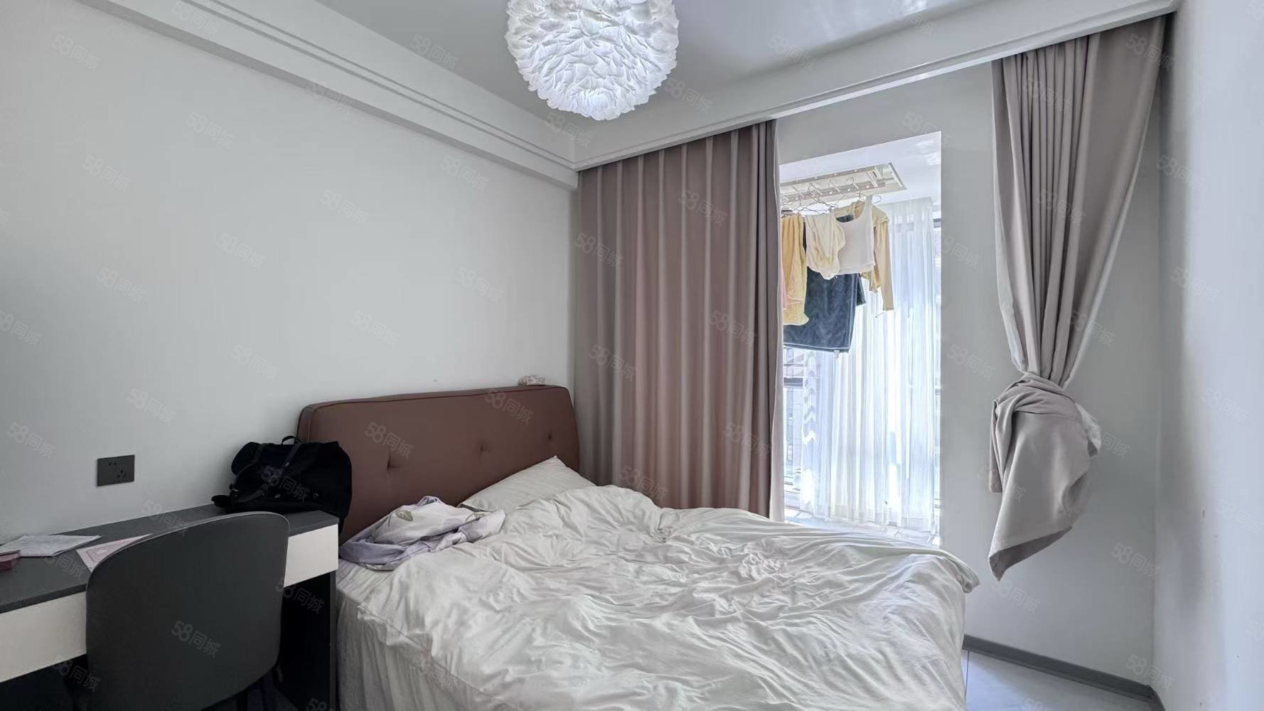 合景泰富云湖天镜3室2厅2卫110㎡南北73.8万