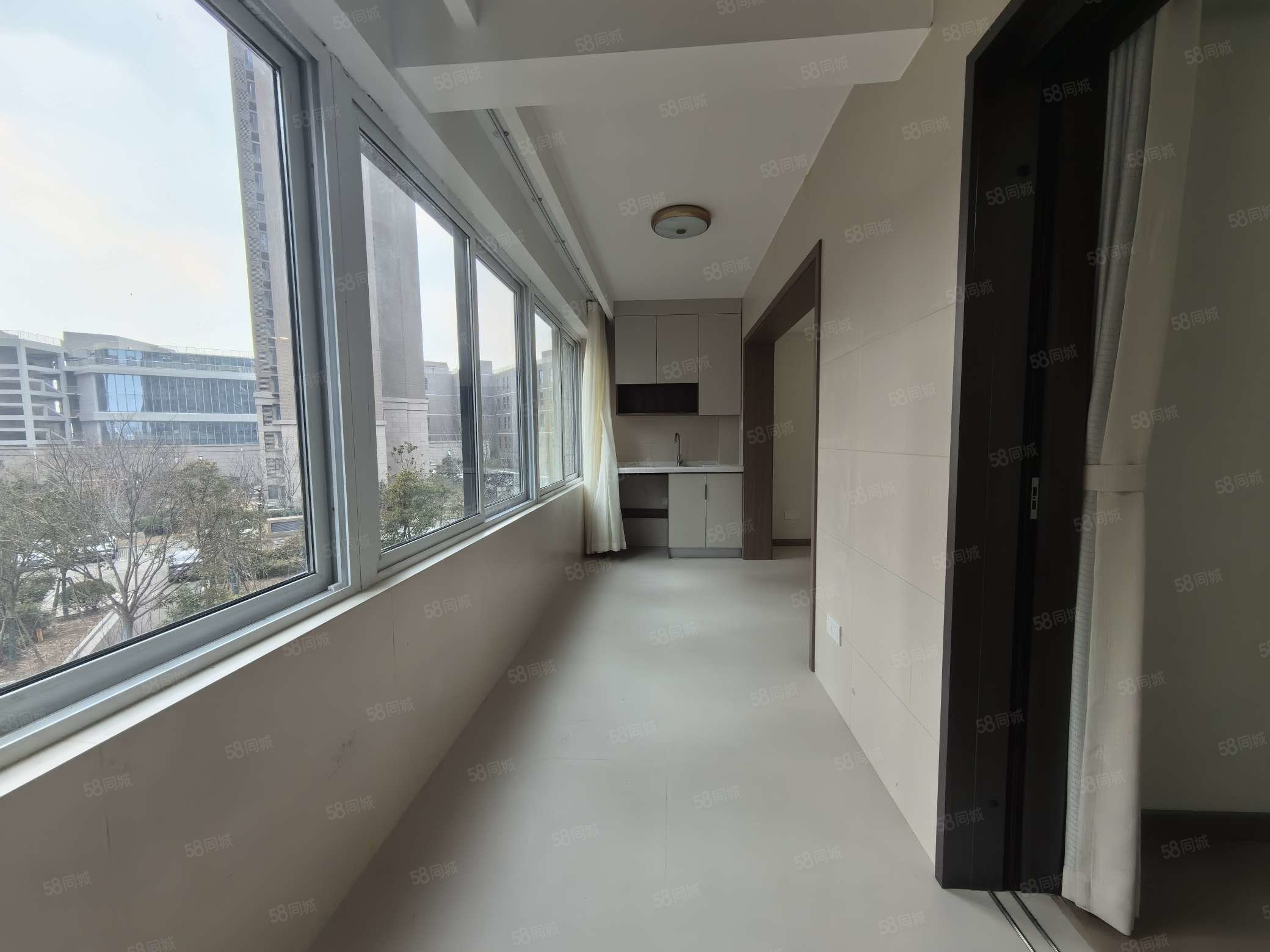 急卖 恒润郁洲府 双卫  精装可拎包入住  随时看 急卖